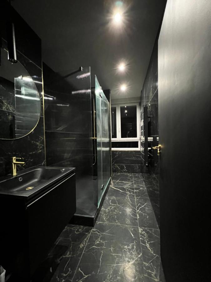 Appartement Moderne Full Black Dunkerque Centre Дюнкерк Экстерьер фото